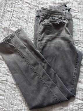 White House Black Market Women's Charcoal Skinny Jeans - Size 6R
